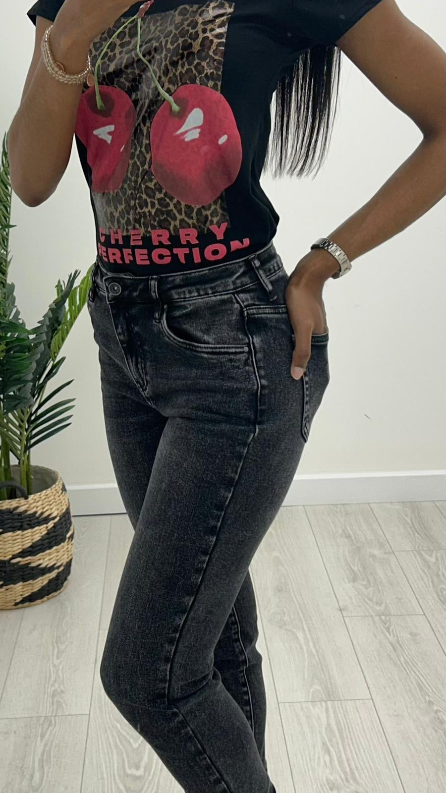 Sammy Boyfriend Style Black Wash Jeans