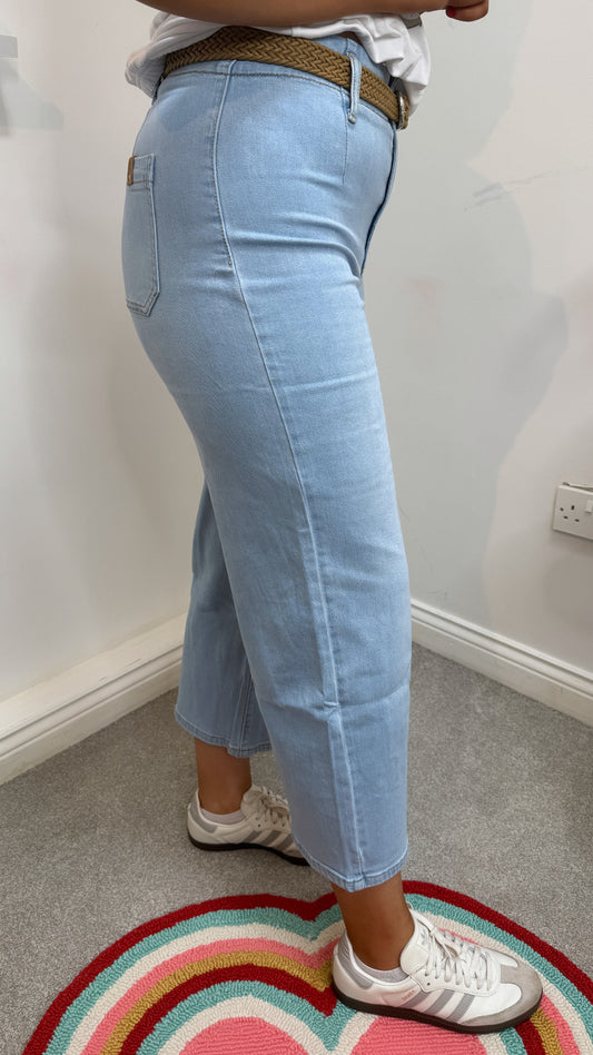 Mia Wide Leg Cropped Light Wash Jeans