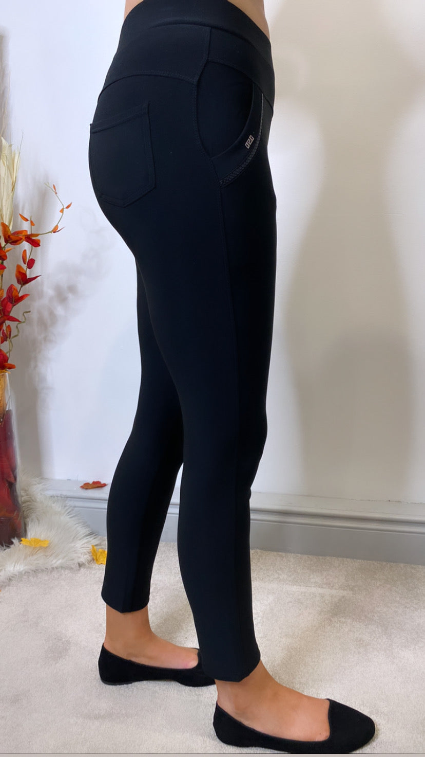Holly Black Stretch Cotton Leggings