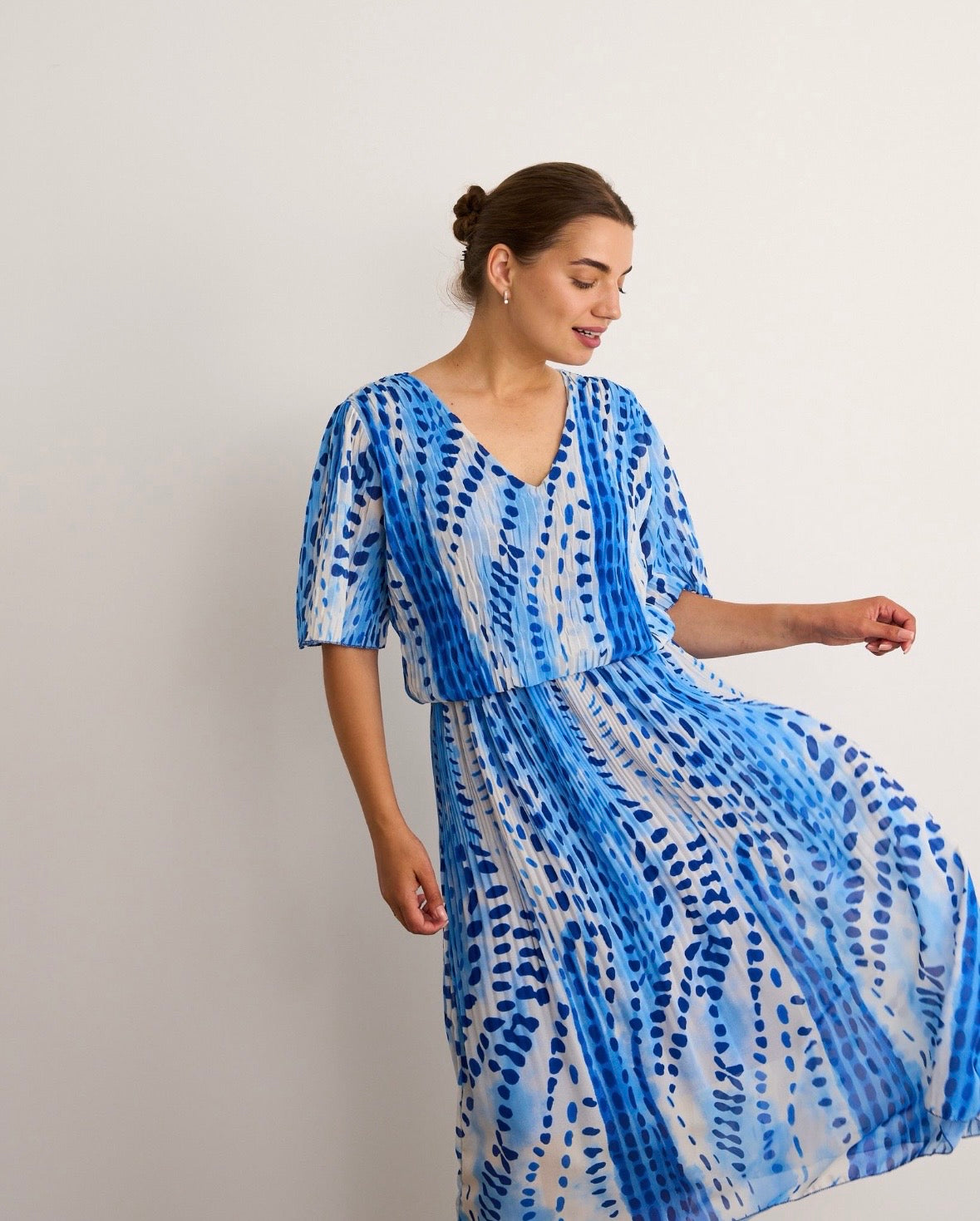 Cara Royal Blue Pleated Midi Dress