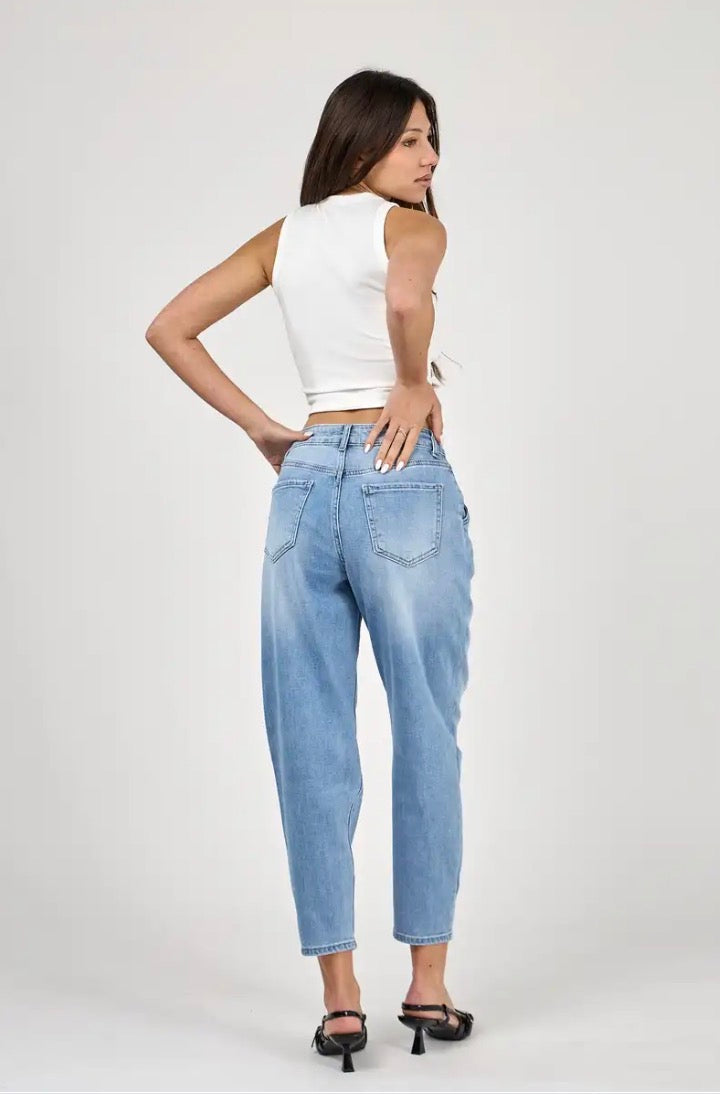 Ana & Lucy Light Wash Mom Style Denim Jeans