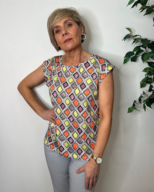 Nico Grey Diamond Print T-Shirt