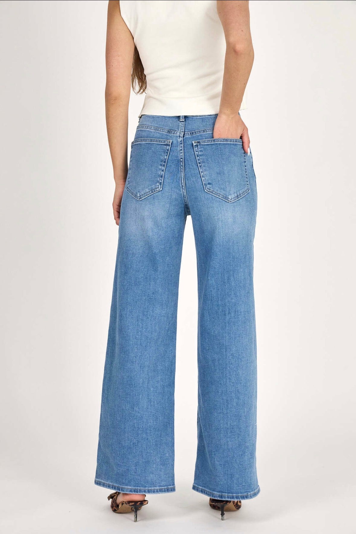 Ana & Lucy Light Wash Wide Leg Denim Jeans