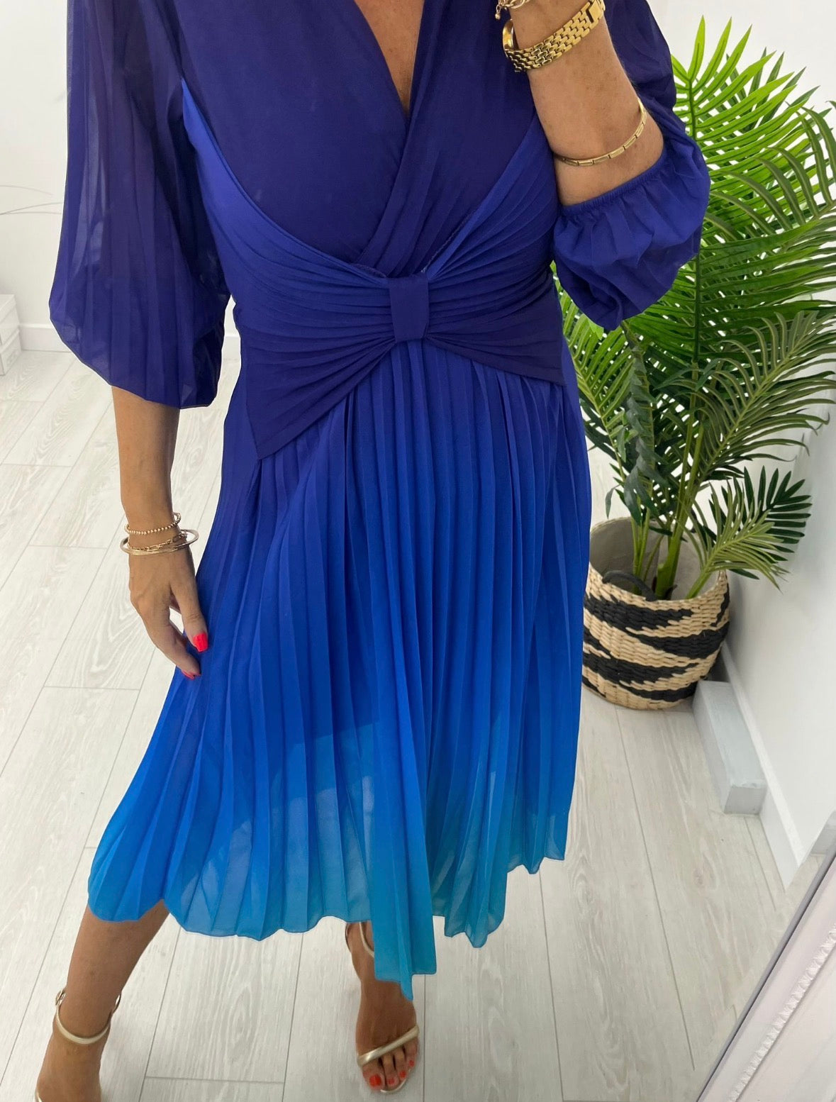 Dana Ombre Pleated Midi Dress